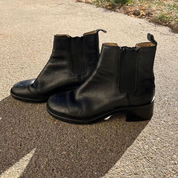 Report Shoes - Y2K Vintage Report Black Leather Chelsea Ankle Boots 6.5 Women’s
